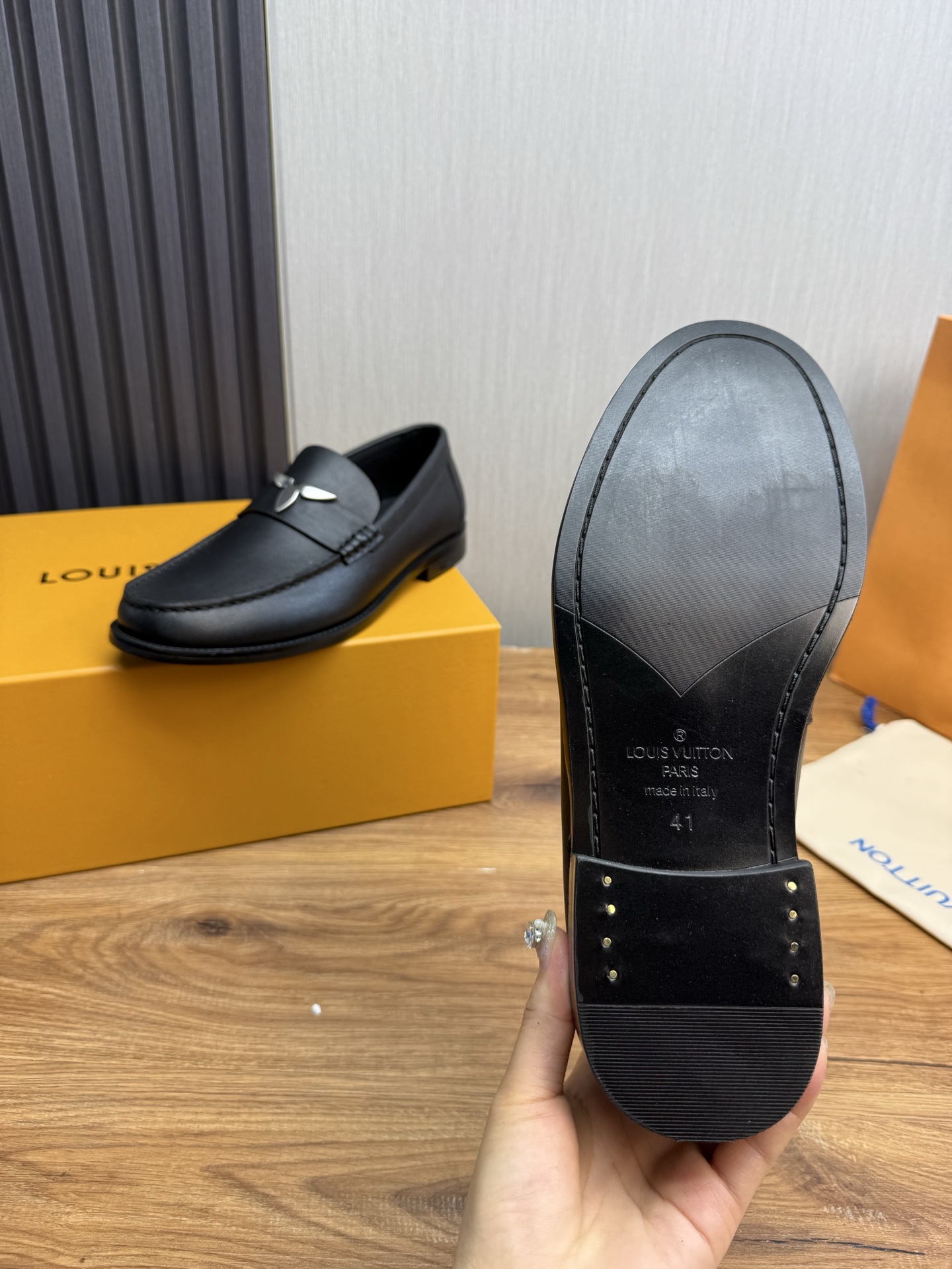 LV